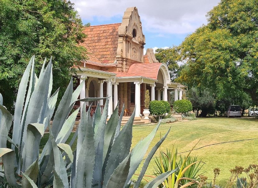 Welgeluk Feather Palace, South Africa